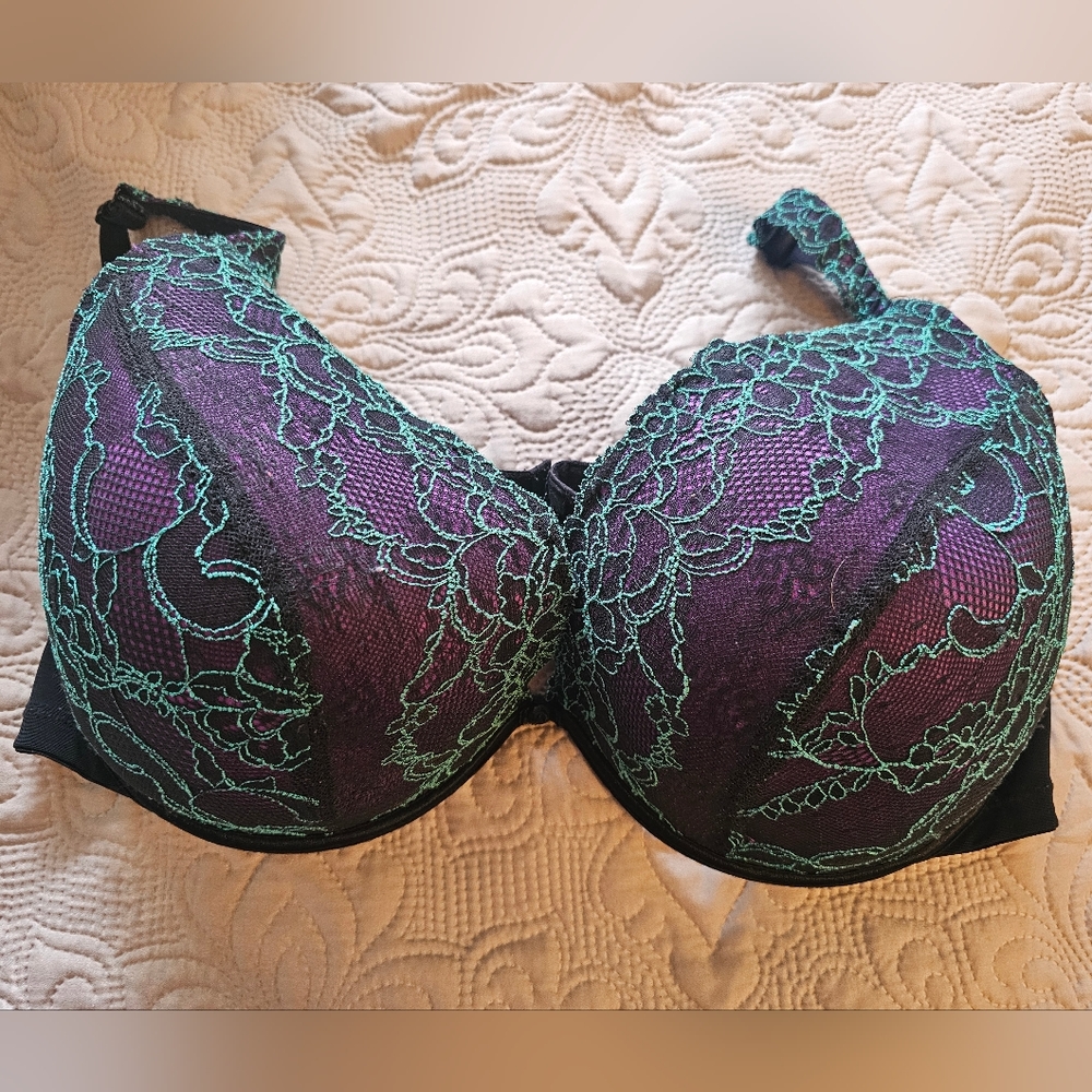 Cacique Lane Bryant Plunge Bra